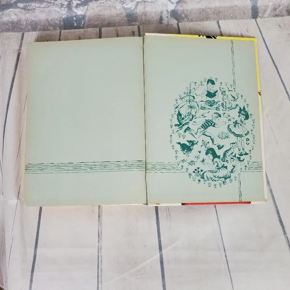 1955 Big Big Storybook Hardcover Illustrated - Picture 11 of 16